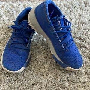 Under armor boys shoes!